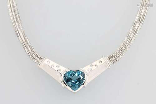 3-row 14 kt gold necklace with topaz and brilliants