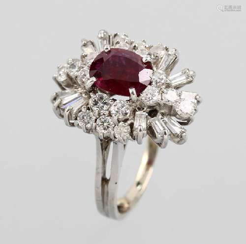 14 kt gold ring with ruby and diamonds