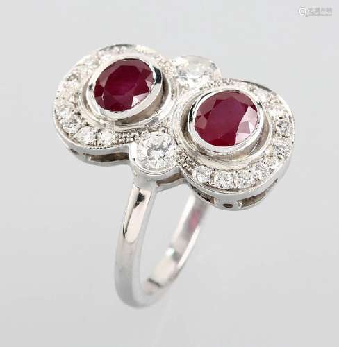 18 kt gold ring with rubies and brilliants