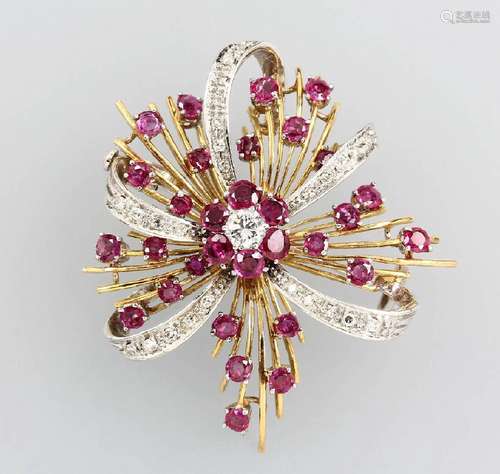 18 kt gold brooch with rubies and diamonds