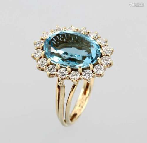 14 kt gold ring with blue topaz and brilliants