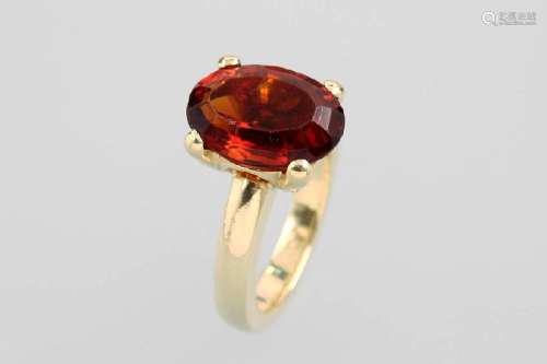 14 kt gold ring with citrine