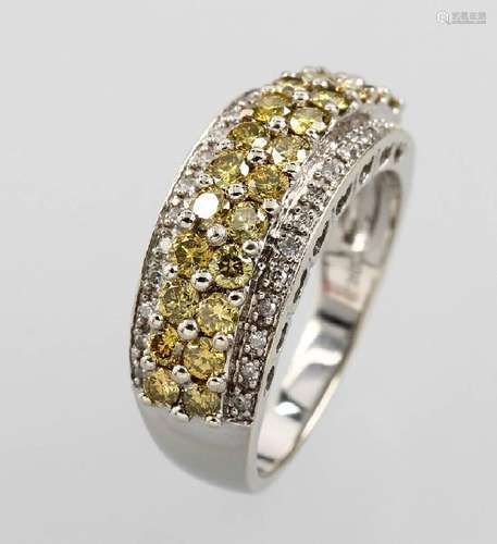 14 kt gold ring with diamonds