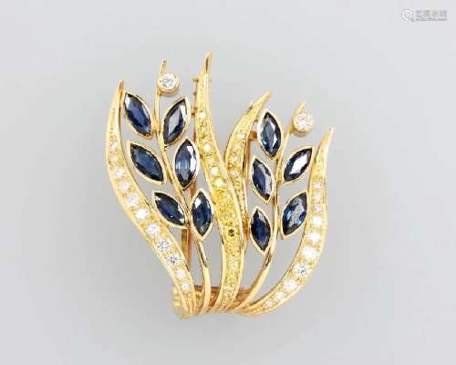 18 kt gold brooch with sapphires and brilliants
