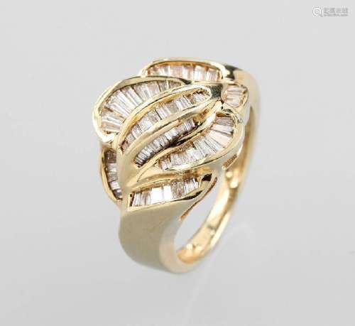 14 kt gold ring with diamonds
