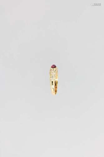 18 kt gold CHRIST ring with ruby and diamonds