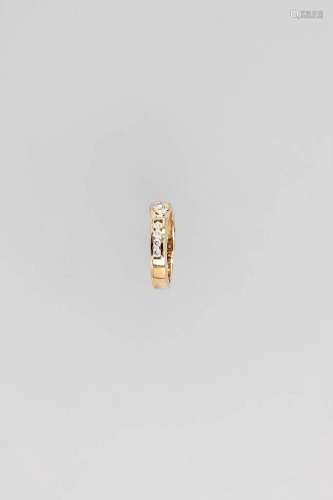 14 kt gold ring with brilliants