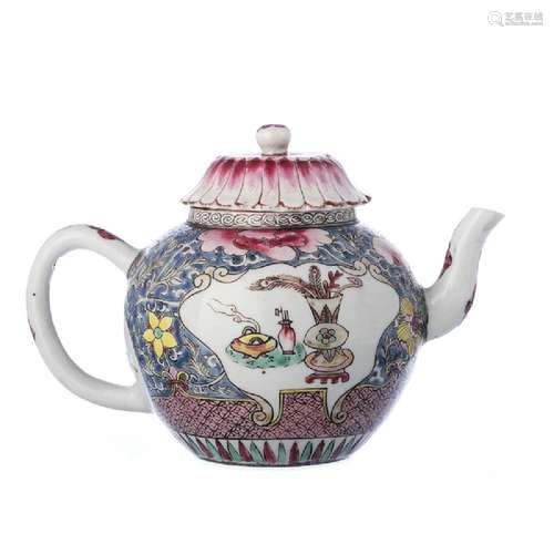 Chinese porcelain 'Chrysanthemum' teapot, Yongzheng