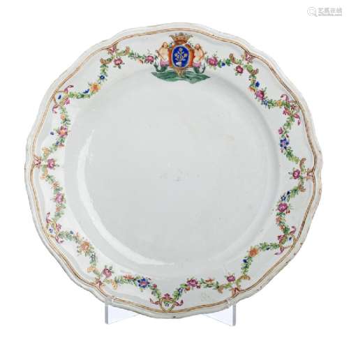 Chinese porcelain Armorial Charger, Qianlong