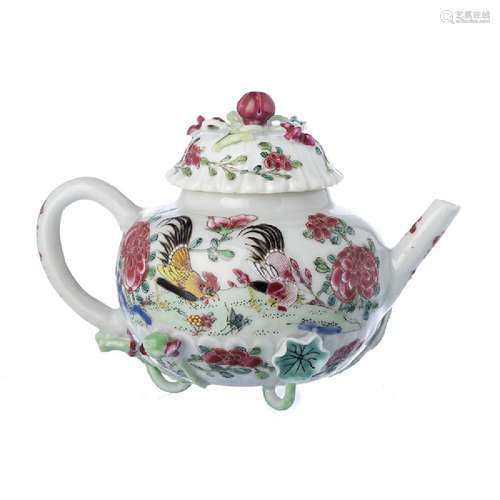 Chinese Porcelain 'Rooster' Teapot, Yongzheng