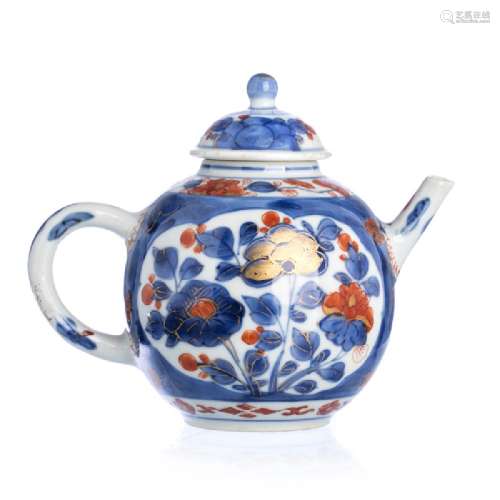 Chinese porcelain Teapot, Kangxi