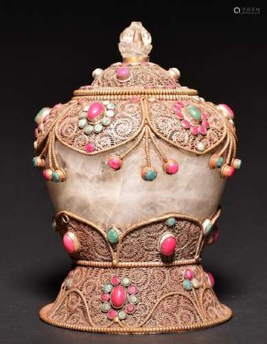 A GILTED CRYSTAL JAR AND COVER , Qing Dynasty