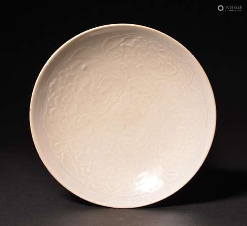 A CARVED WHITE-DINGYAO DISH , Song Dynasty