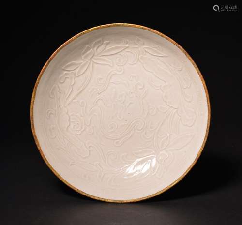 A CARVED WHITE-DINGYAO DISH , Song Dynasty