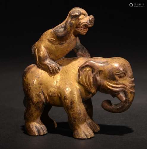 A GILT-BRONZE FIGURE OF ELEPHANT , Qing Dynasty