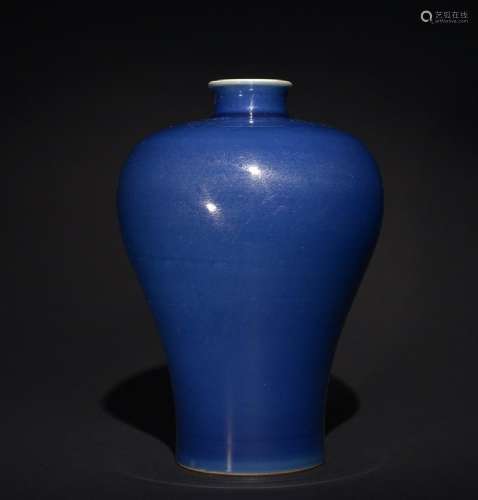 A BLUE-GLAZED MEIPING , Qing Dynasty