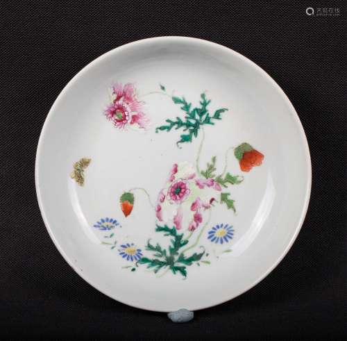 CHINESE QING DYNASTY FAMILLE ROSE PORCELAIN PLATE
