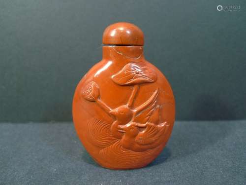 ANTIQUE CHINESE RED AGATE NANHONG SNUFF BOTTLE