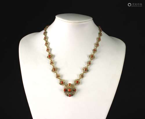 （1867—1918）奥匈帝国时期银鎏金镶嵌红珊瑚珠古董项链