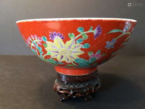 ANTIQUE Important  ChineseFamille Rose Flower Bowl, Yongzheng mark and period. 11 cm diameter, 4.6 cm high. Age wear inside and outside.