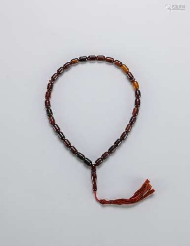 Republic - An Amber Beads Necklace