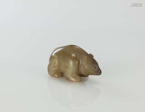 Antique - A Jade Bear  - 82 x 43 x 47 mm