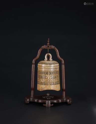 Qing - An Ivory Carved Shang/Zhou Bronze Bell “Da Ming Cheng Hua Nian Zao” Mark.