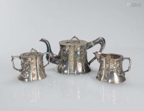 Republic-A Set Of Three Silver Gilt Tea Set, With Mark(Guantanamo Gong
Si)