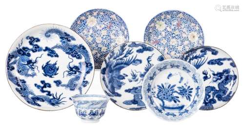 Two Chinese dishes, a pair of dishes, a cup and saucer, and one dish, blue and white and polychrome decorated, 18th/19thC, Diameter 13 - 15,5 cm - H 5,5 - 19,5 cm (damage)