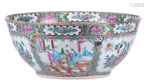 A Chinese Canton bowl, 19thC, H 16 - Diameter 37 cm (chips)