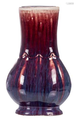 A Chinese flambé glazed Hu vase, H 26,5 - B 16 cm