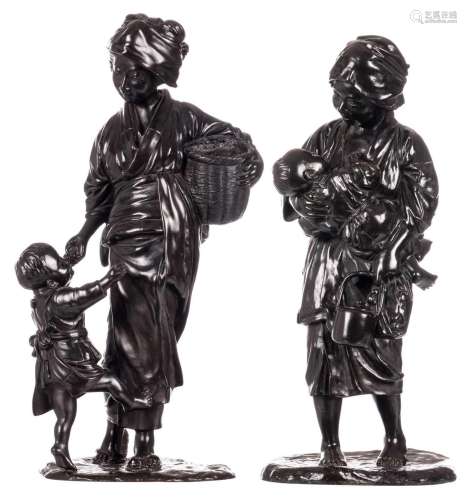 Two Japanese bronze statues, depicting two mothers and their child, H 51 - 53,5 cm