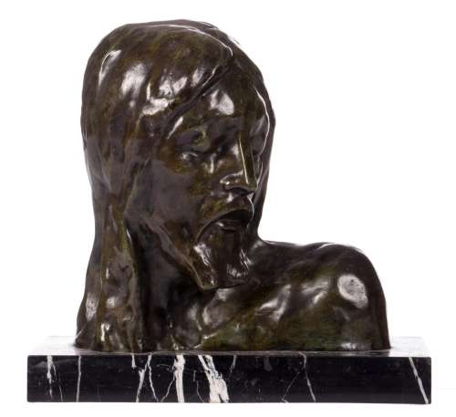 The head of the Christ, green patinated bronze on a black marble base, H 33,5 cm
