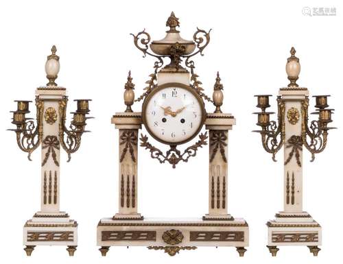 A Neoclassical three-piece garniture, white marble base and bronze mounts, late 19thC, H 48 - 56,5 cm