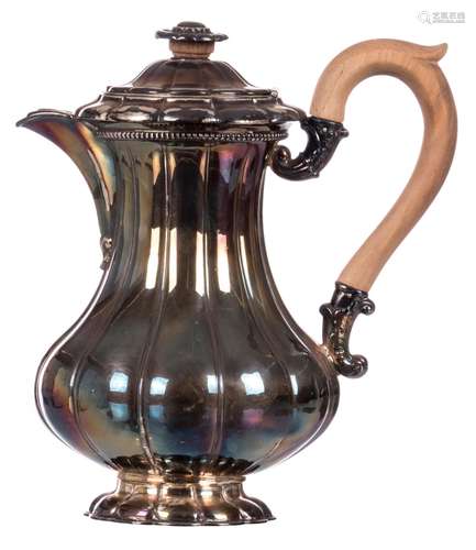 An Austrian-Hungarian silver coffee pot, 13 lothige, re-hallmarked in Belgium 1830-1868, H 21,5 cm - Total weight: 556g