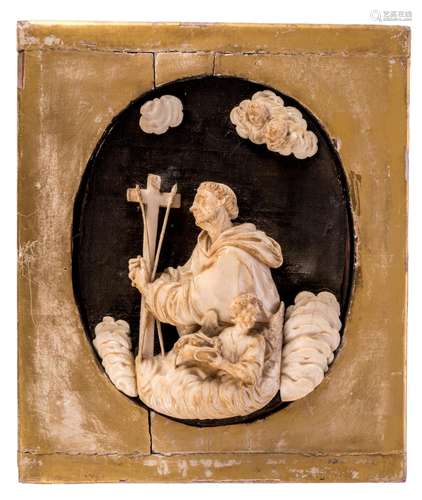 An 18thC ivory Saint, 18 x 22 cm