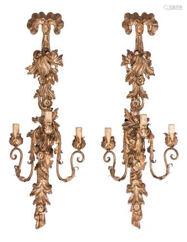 Two sculpted and gilt wood wall lights, H 87 - B 30 cm