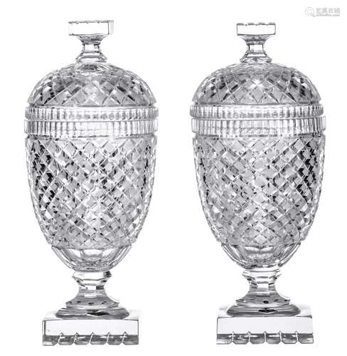 A pair of cut crystal drageoirs, first half of the 19thC, H 45,5 cm (some damage)