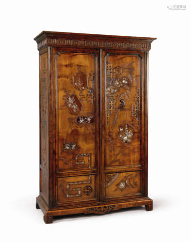 约1860年 法国东方风格螺钿硬木柜