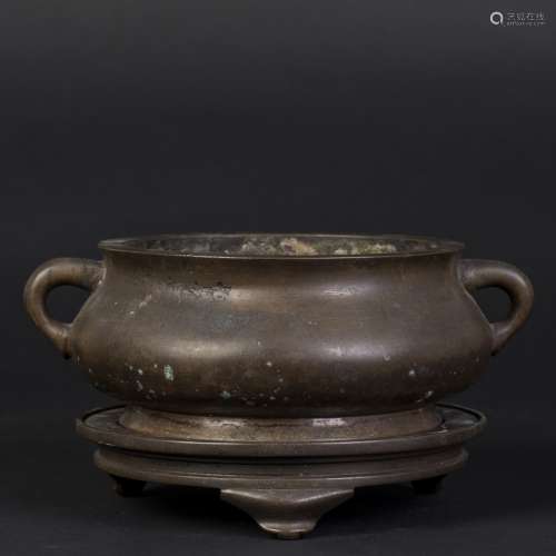 A BRONZE CENSER WITH XUAN DE MARK, QING DYNASTY, 18TH CENTURY