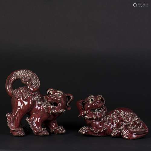 A PAIR OF SHIWAN RED LIONS