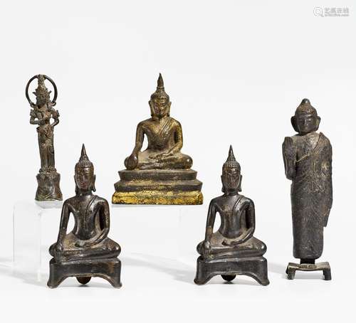 FIVE BUDDHIST FIGURES.