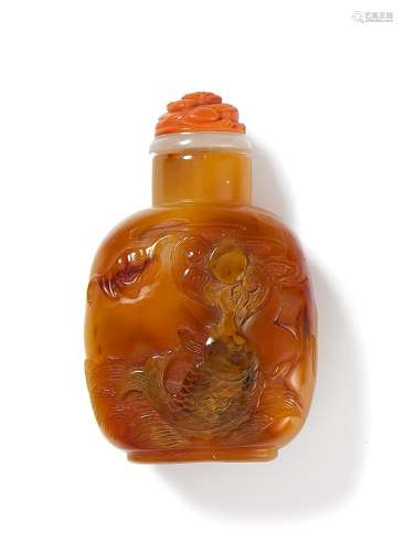 SNUFFBOTTLE WITH JUMPING CARP.
