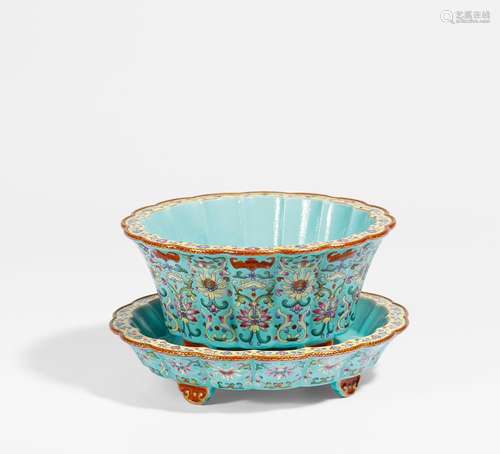 JARDINIERE WITH SAUCER.