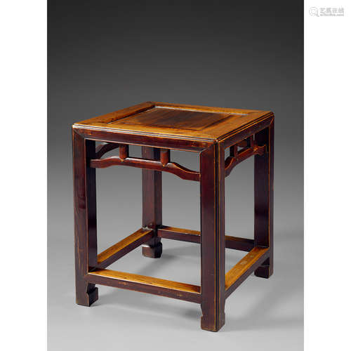 TABOURET CHANGFANGDENG DE STYLE MING