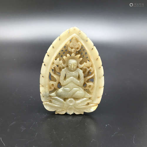 A CHINESE WHITE JADE SAKYAMUNI PENDANT