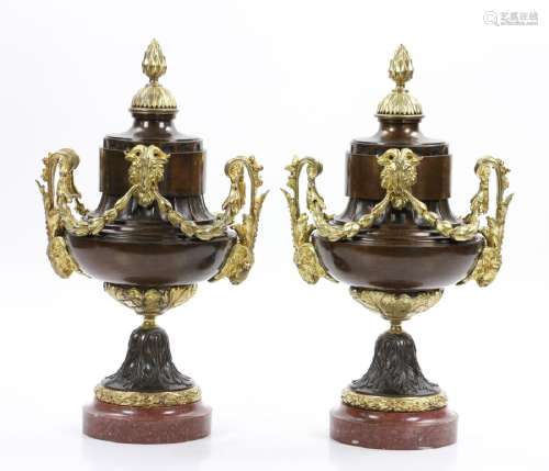 19th.C Gilt Patinated Bronze Ormolu Urns Vases