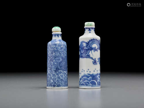 Jingdezhen kilns, 1800-1860 Two blue and white porcelain 'dragon' snuff bottles