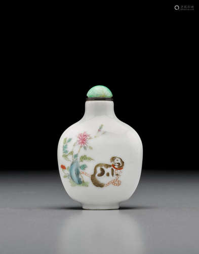 Imperial, Jingdezhen kilns, Daoguang mark and of the period, 1821-1850 A famille rose enameled porcelain snuff bottle