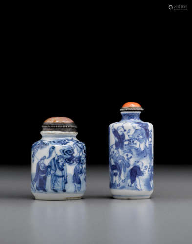 Jingdezhen kilns, 1820-1920 Two small blue and white porcelain snuff bottles